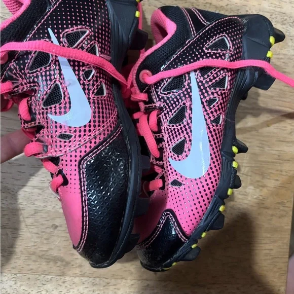 Nike Kids Pink and Black Ball Cleats - Picture 3 of 16